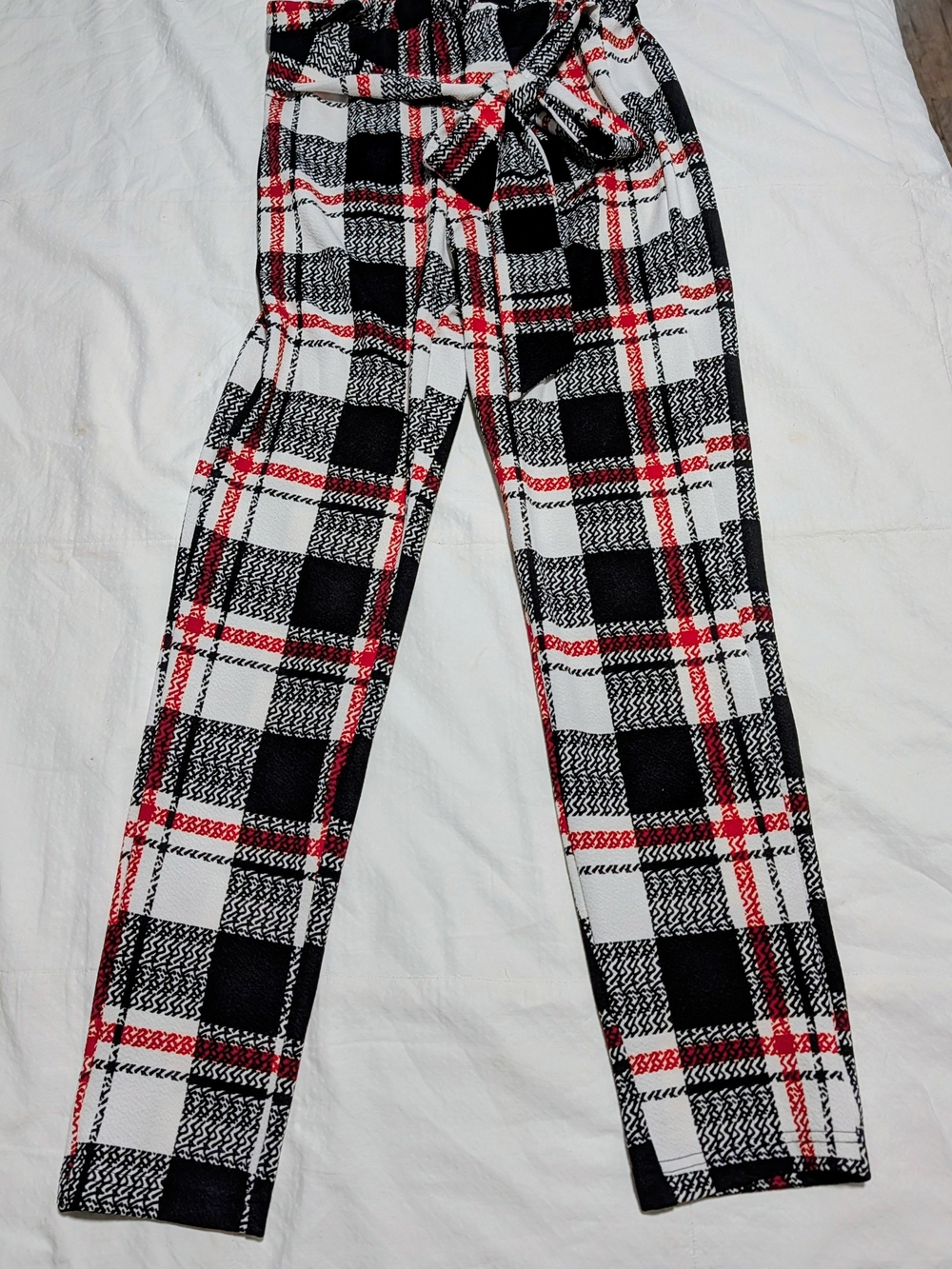 Black, White & Red Plaid Tie-Waist Pants